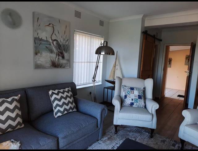 3 BEDROOM TOWNHOUSE FOR SALE IN GLENMORE BEACH